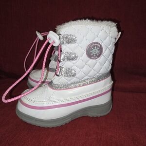 girls snow boots
